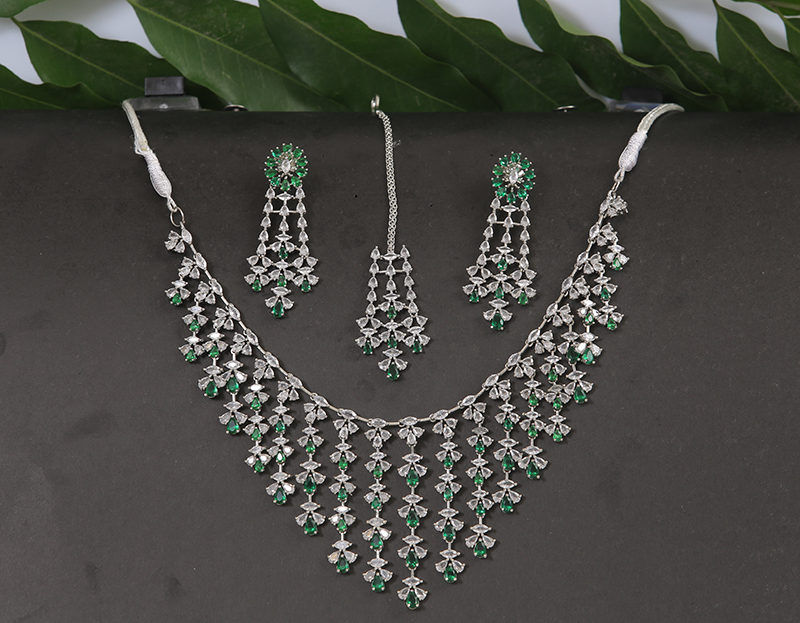 Emerald Waterfall American Diamond Necklace Set