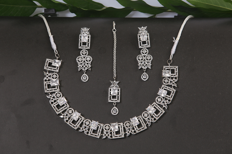 Wedding Silver Plated Necklace Set with Circular Design